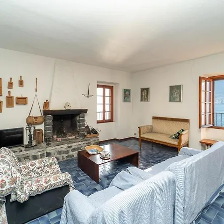 Rustica Sul Con Piscina E Molo Privato Semesterbostad Pognana Lario